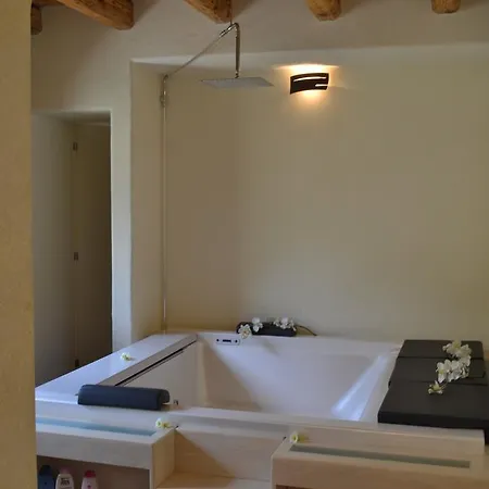 Casale La Rocchetta Bed & Breakfast Lonigo