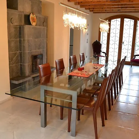 Casale La Rocchetta Bed & Breakfast 4*