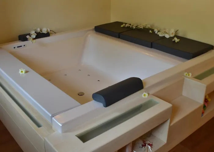 Bed & Breakfast Casale La Rocchetta 4*