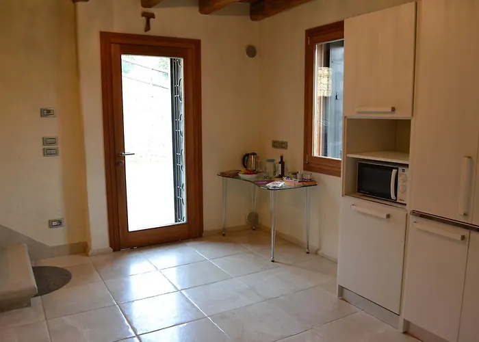 Casale La Rocchetta Bed & Breakfast Lonigo