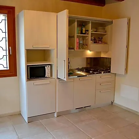 Casale La Rocchetta Bed & Breakfast