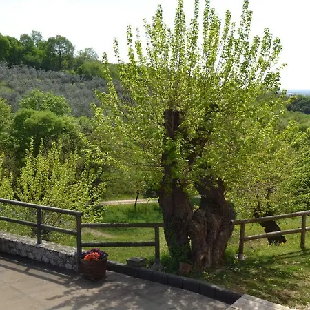 Casale La Rocchetta Frühstückspension *