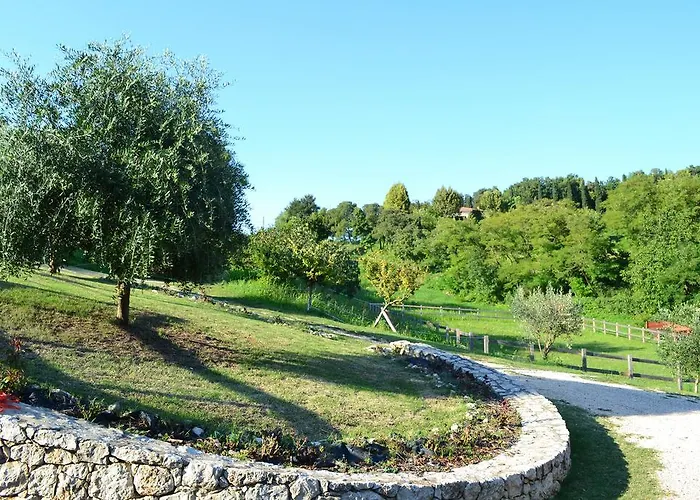 Casale La Rocchetta Bed & Breakfast Lonigo